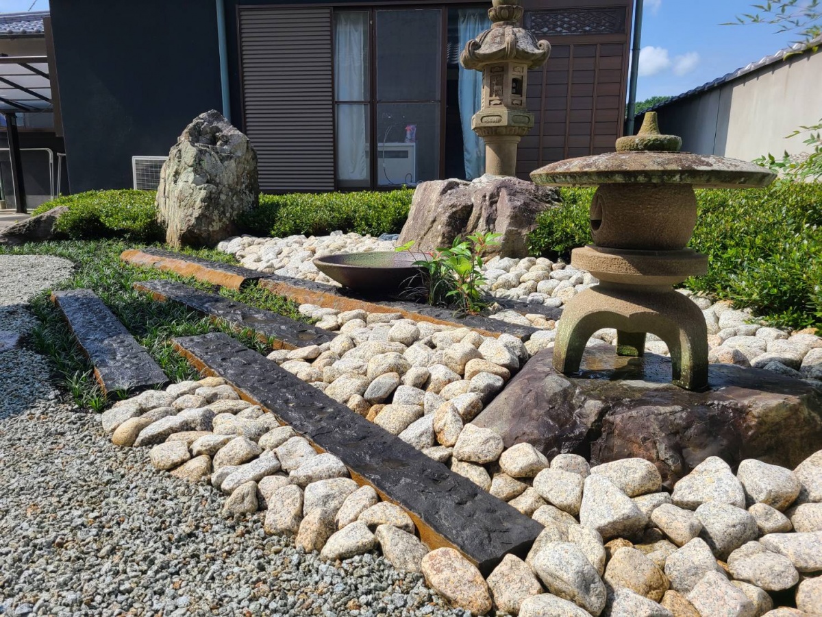 高取町：メンテナンスの少ない和風のお庭へ│奈良の外構・お庭