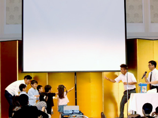 img_staff02 img_staff02